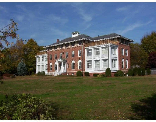 Unit for sale at 60 Buttonwoods Ave, Haverhill, MA 01830