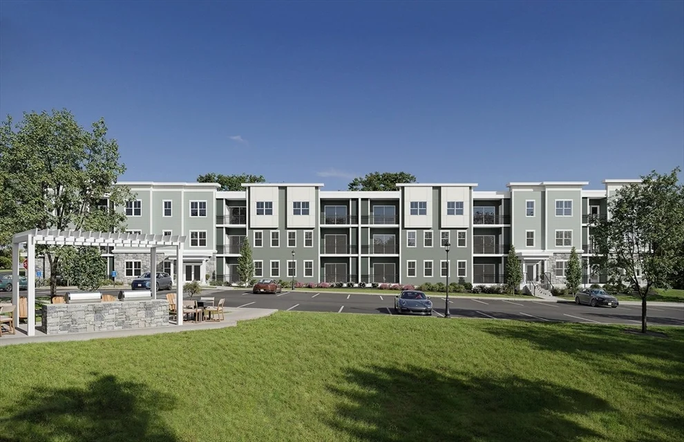 Unit for sale at 7 Green Street, Shrewsbury, MA 01545