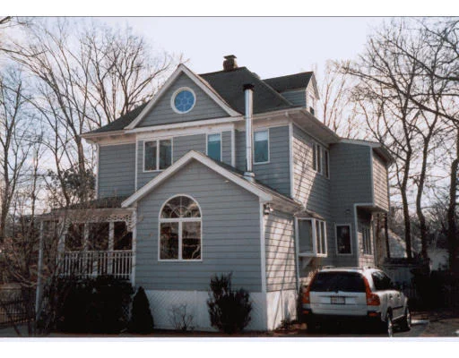 Unit for sale at 6 Highland Ave, Wakefield, MA 01880