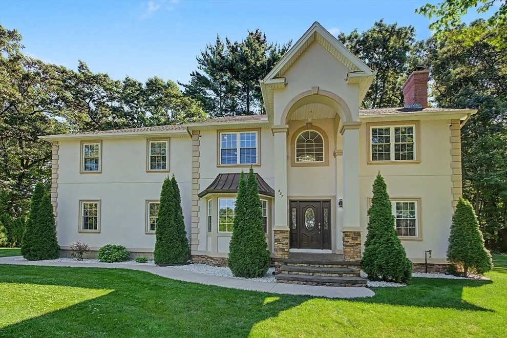 Unit for sale at 657 Silver St, Agawam, MA 01001
