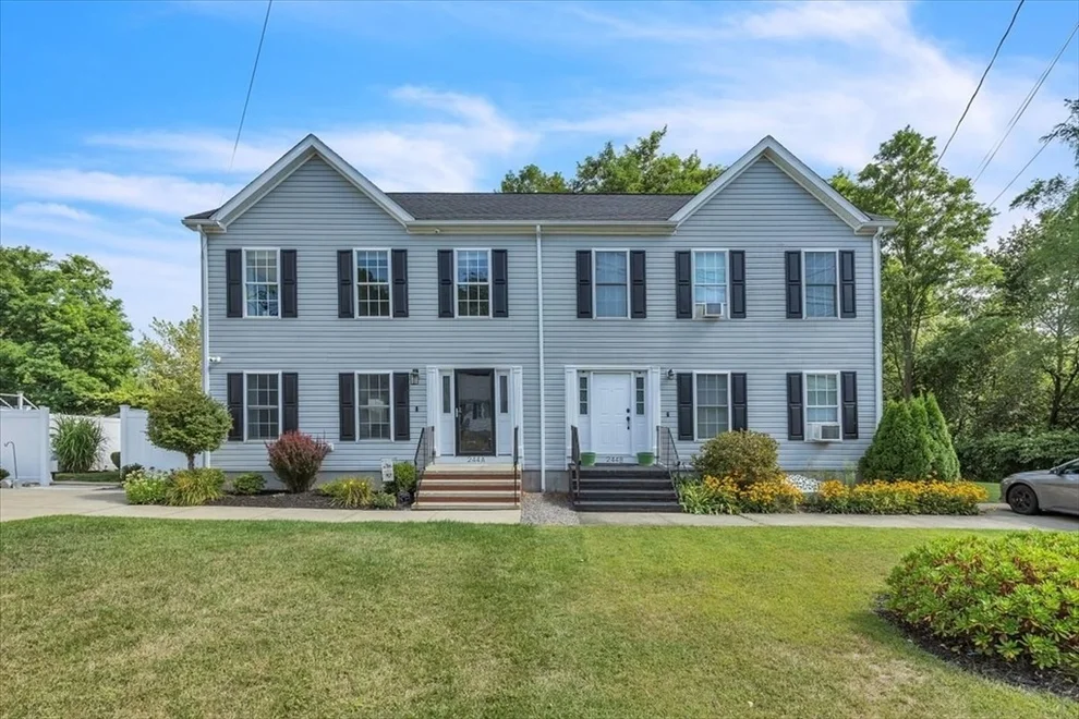 Unit for sale at 244 Pratt St, Taunton, MA 02780