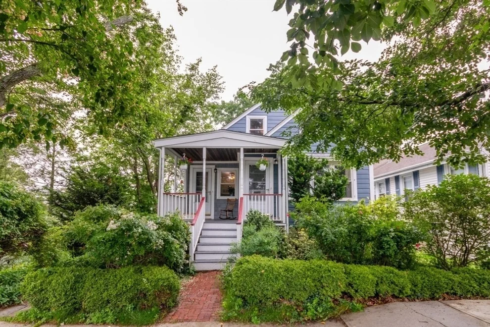 Unit for sale at 174 N Central Ave, Quincy, MA 02170