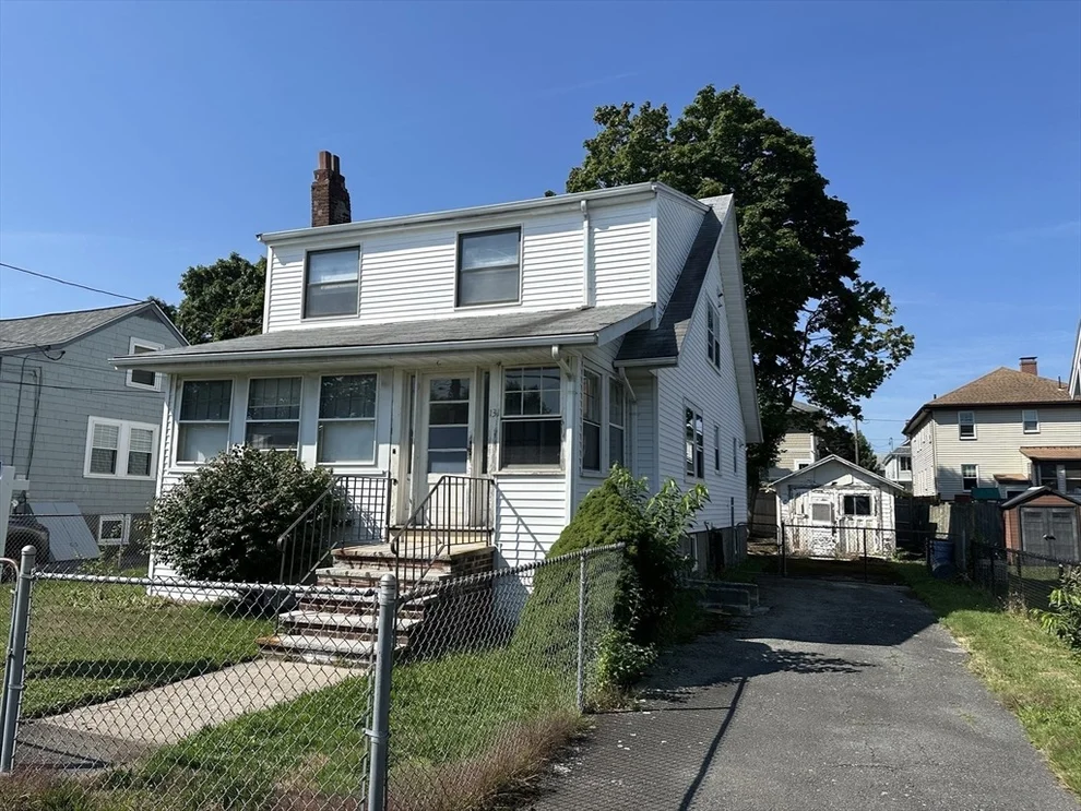 Unit for sale at 131 Farrington St, Quincy, MA 02170