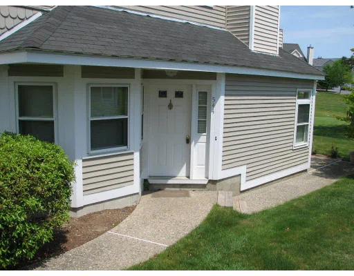 Unit for sale at 544 White Cliff Dr, Plymouth, MA 02360
