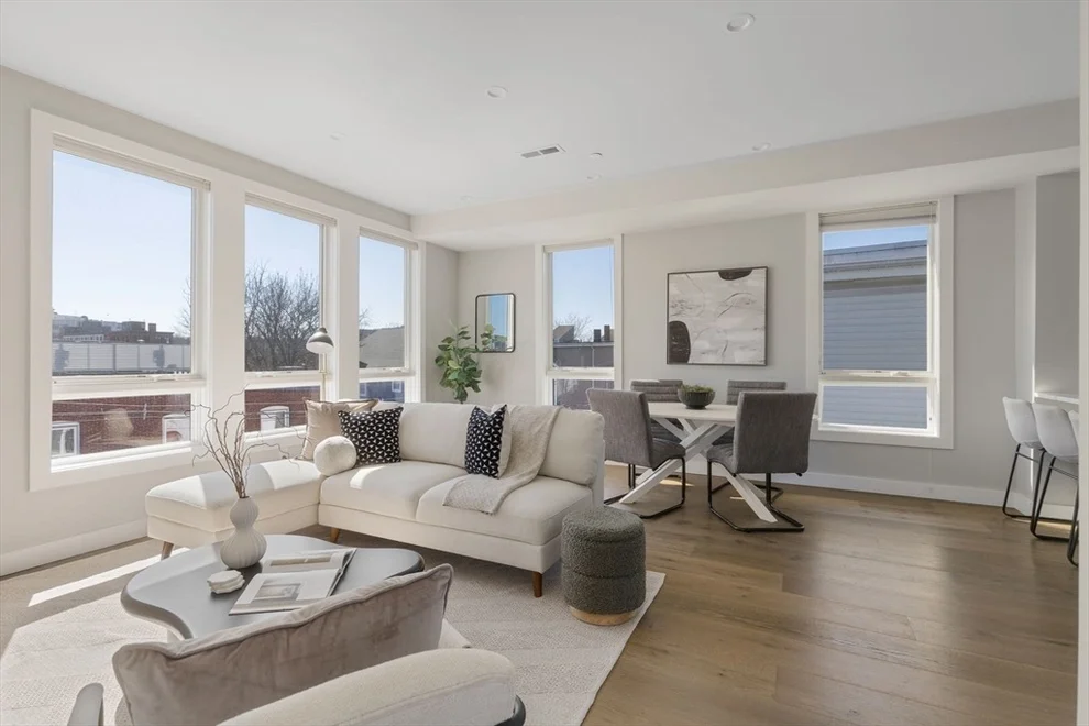 Unit for sale at 17 Chestnut, Boston, MA 02130