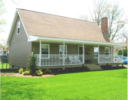 Unit for sale at 22 4th Ave, Leominster, MA 01453