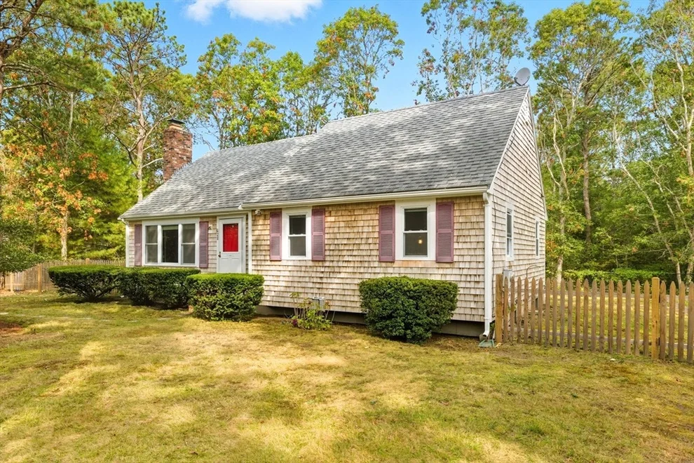 Unit for sale at 28 Shepard Pl, Falmouth, MA 02536