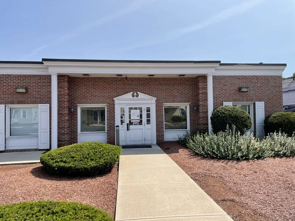 Unit for sale at 211 North Main, Andover, MA 01810