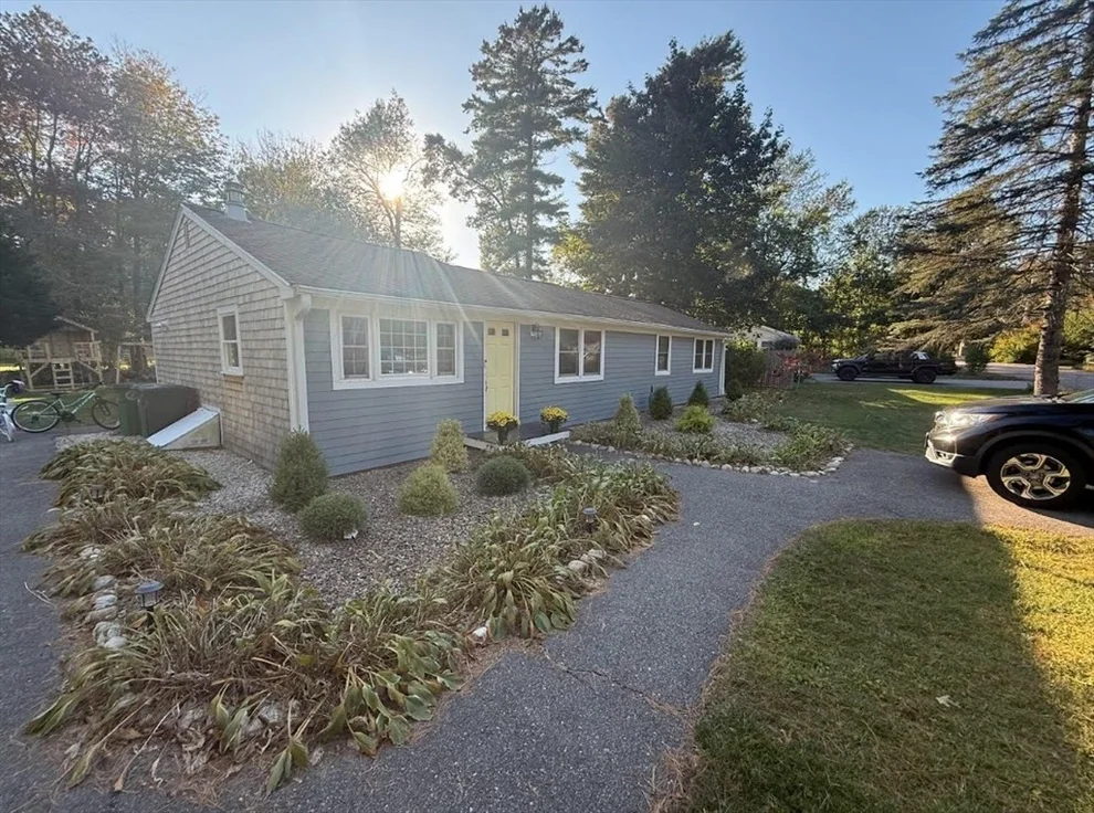 Unit for sale at 20 Carol Ave, Pembroke, MA 02359