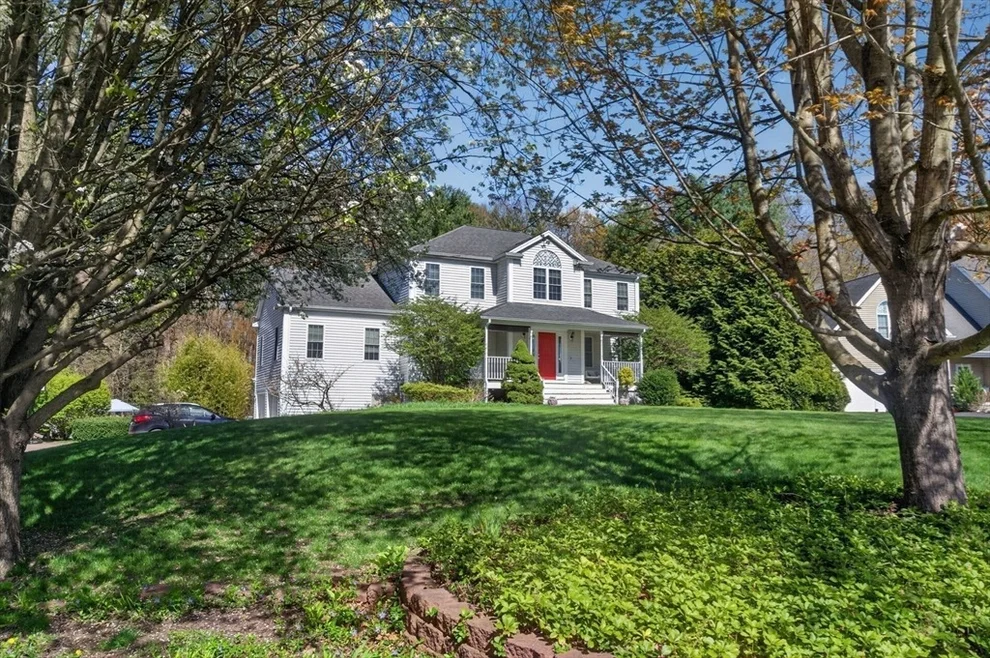 Unit for sale at 4 Kybren Cir, Mansfield, MA 02048