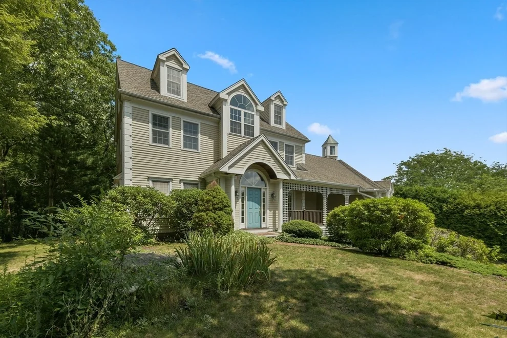 Unit for sale at 1 Dwiggins Path, Hingham, MA 02043