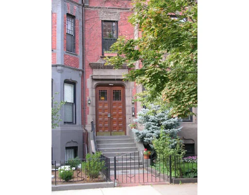 Unit for sale at 371 Marlborough St, Boston, MA 02115