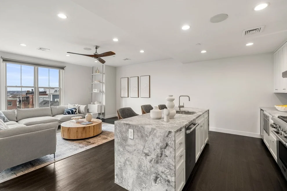 Unit for sale at 309 E St, Boston, MA 02127