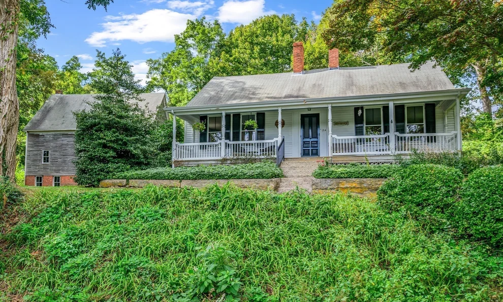 Unit for sale at 24 Grove St, Sandwich, MA 02563