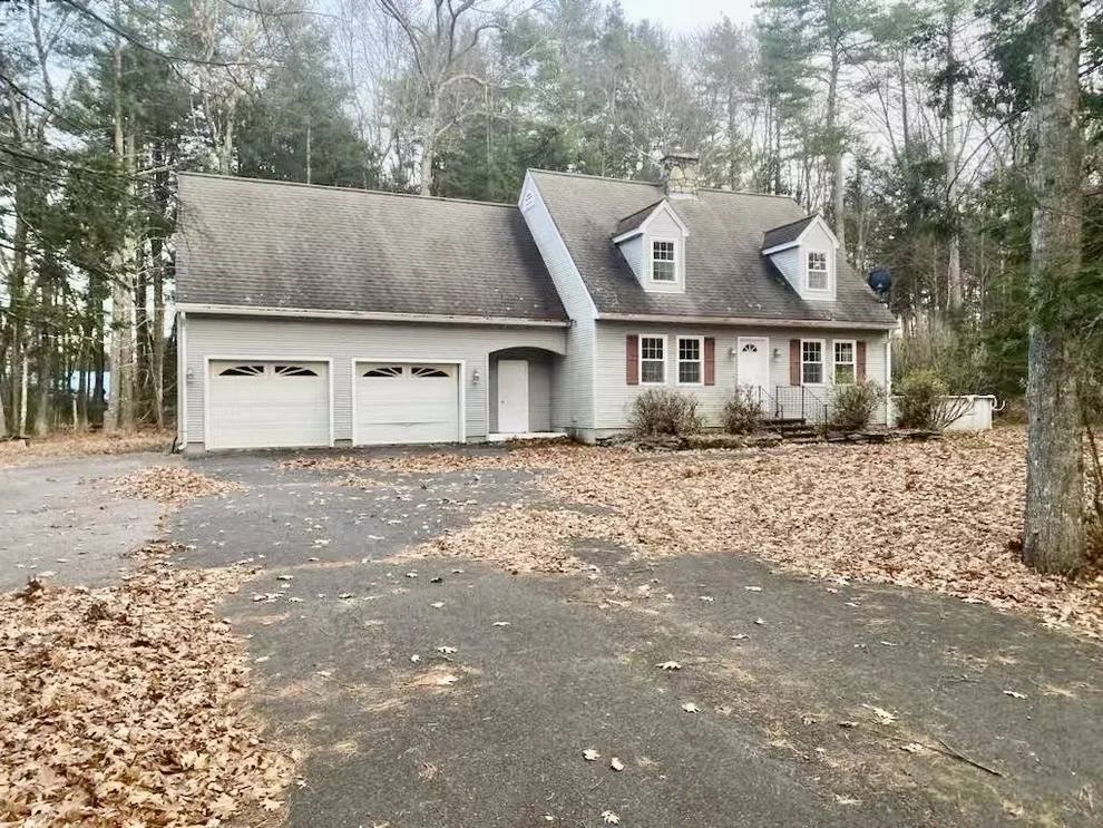 Unit for sale at 13 Daniel Shays Hwy, New Salem, MA 01355