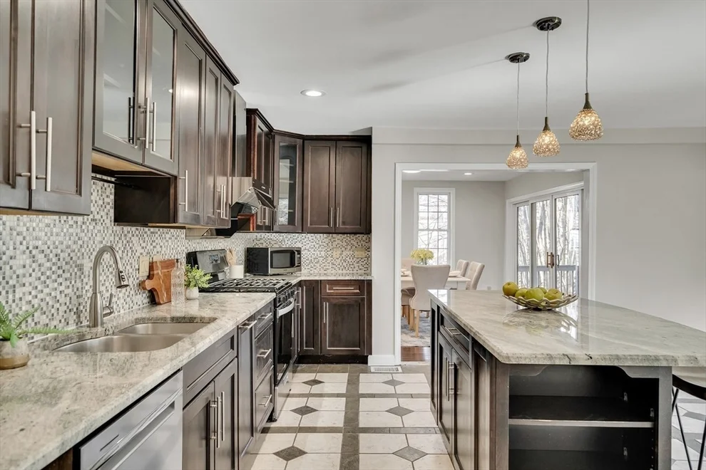 Unit for sale at 120 Massachusetts Ave, Lexington, MA 02420
