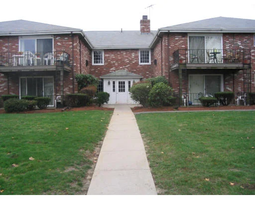 Unit for sale at 37 Fountain Lane, Weymouth, MA 02190