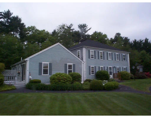 Unit for sale at 25 Reservoir Road, Pembroke, MA 02359