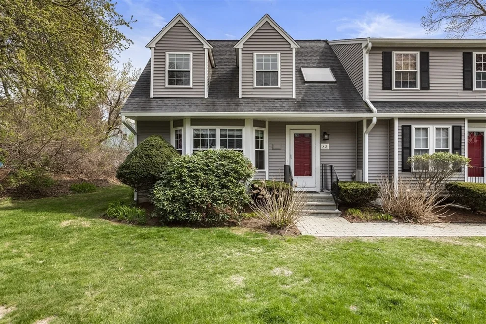 Unit for sale at 85 Key St, Millis, MA 02054