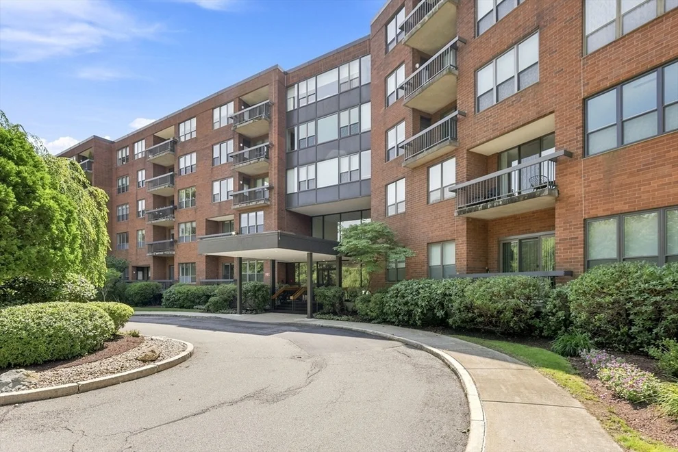 Unit for sale at 210 Nahanton St, Newton, MA 02459