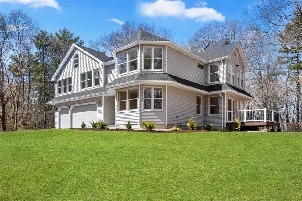 Unit for sale at 5 Abi Saad Cir, Middleboro, MA 02346