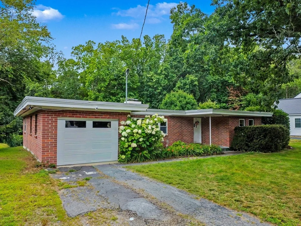 Unit for sale at 197 River Road, Andover, MA 01810