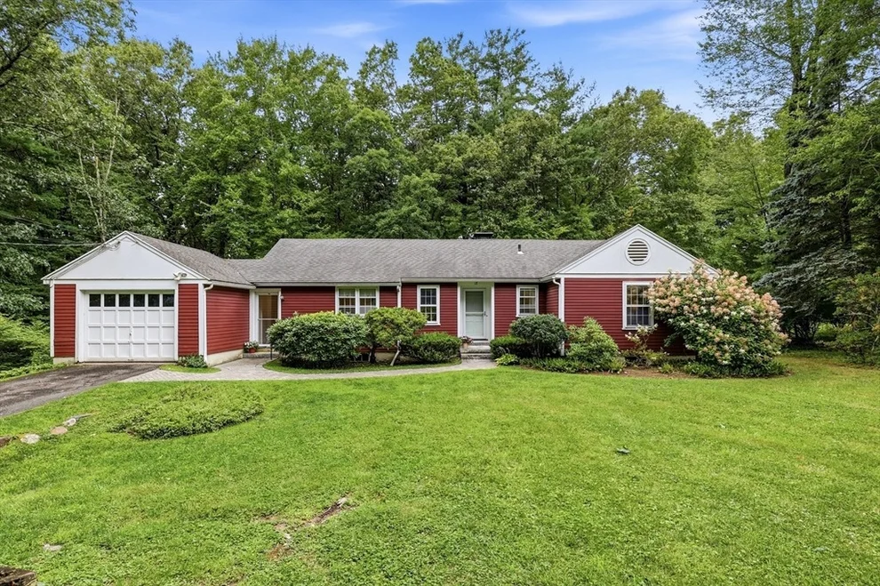 Unit for sale at 18 Red Gate Ln, Amherst, MA 01002