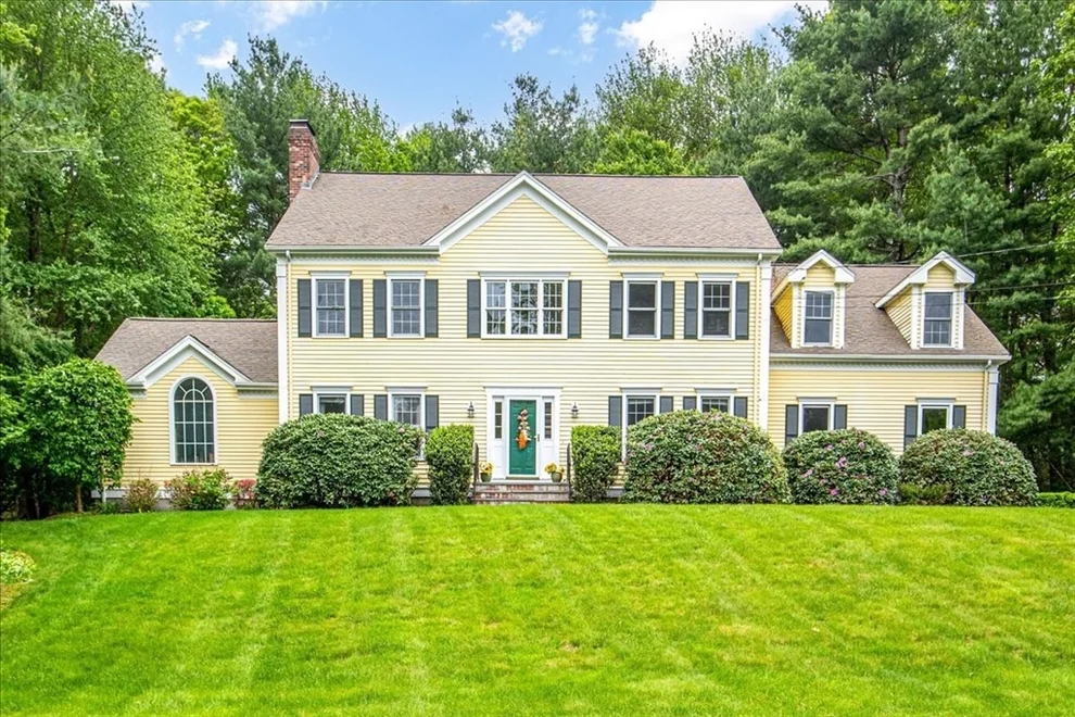 Unit for sale at 17 Bridle Path, Walpole, MA 02081
