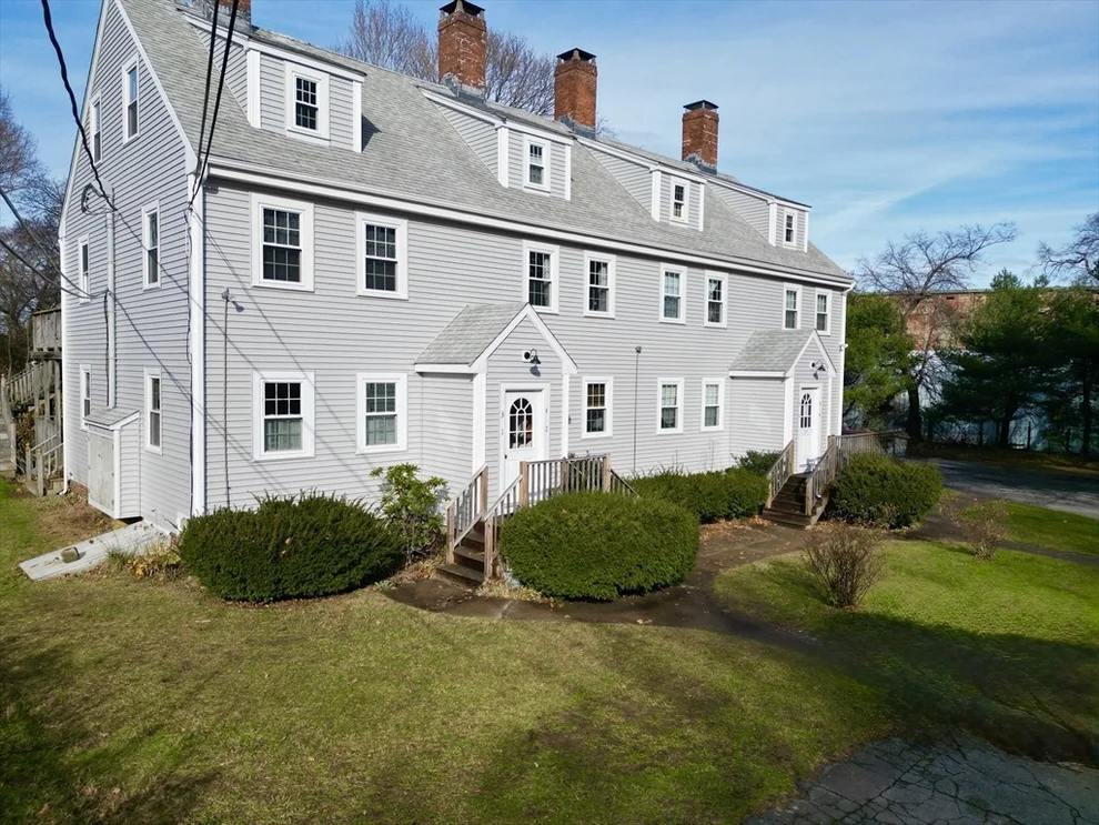 Unit for sale at 6 Ropewalk Court, Plymouth, MA 02360