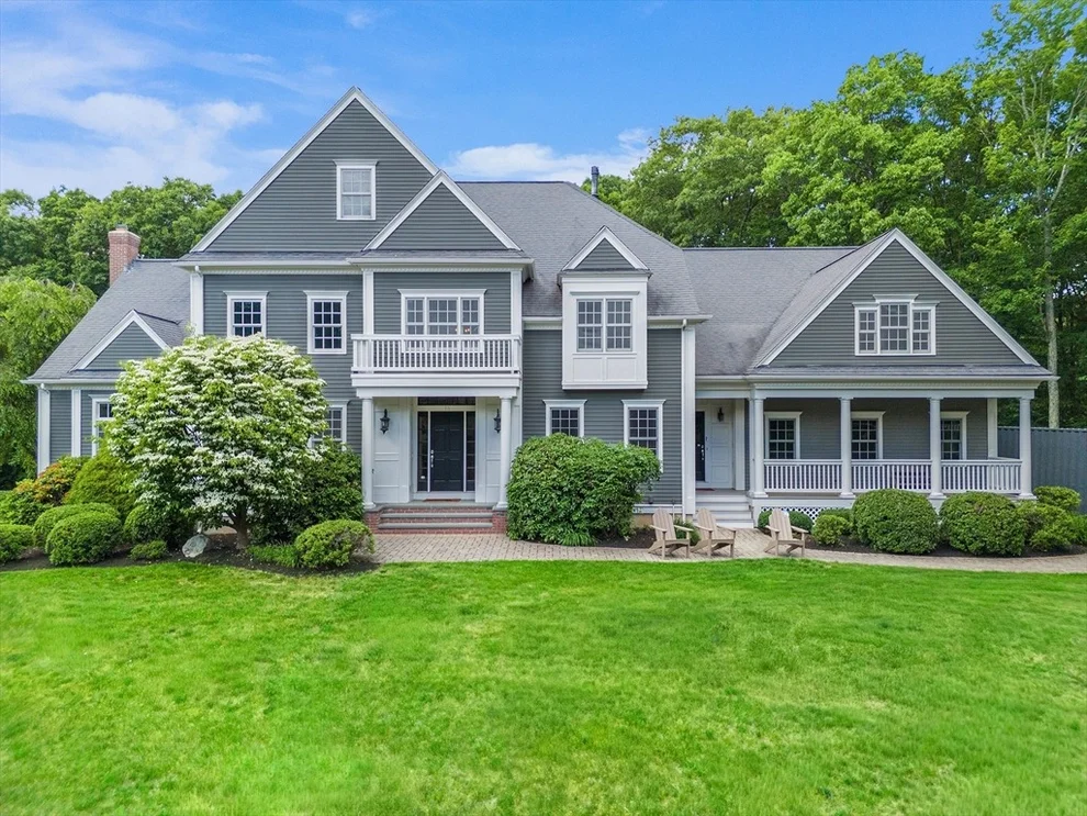 Unit for sale at 16 Kingsbury Dr, Holliston, MA 01746