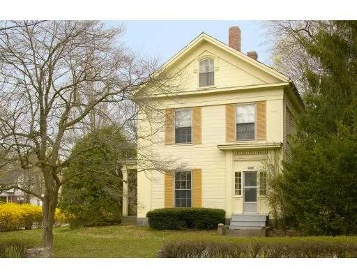 Unit for sale at 354 Lake Street, Belmont, MA 02478