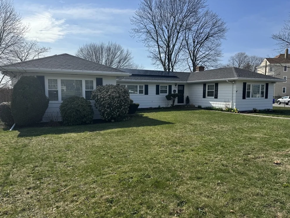 Unit for sale at 649 Stafford Rd, Fall River, MA 02721