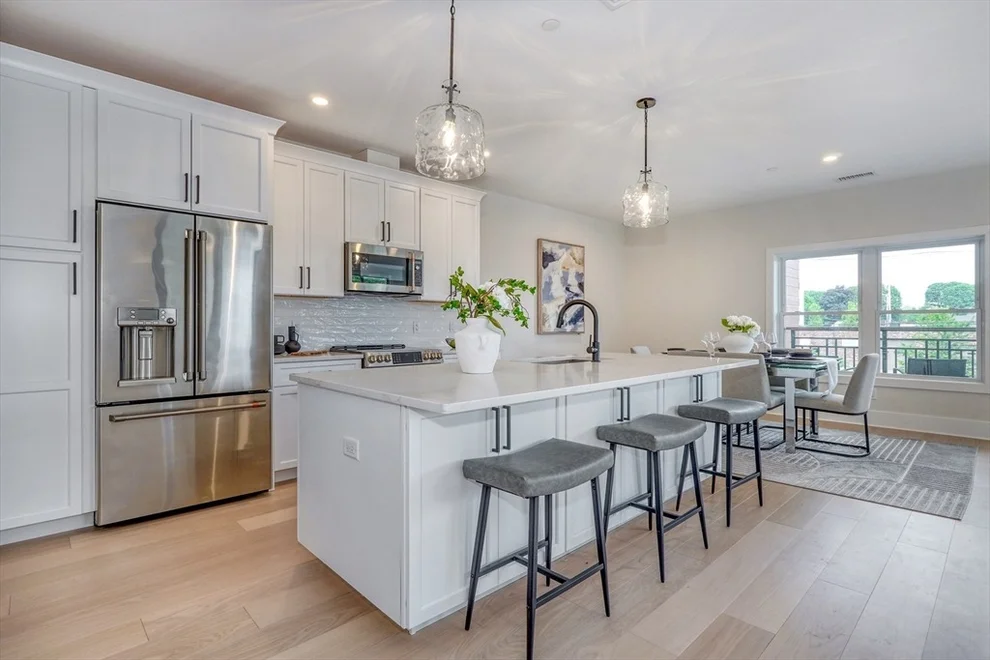 Unit for sale at 62 Foundry St, Wakefield, MA 01880