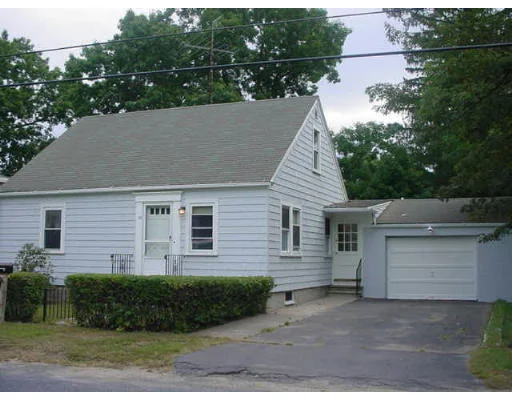 Unit for sale at 33 Worthington, Shrewsbury, MA 01545