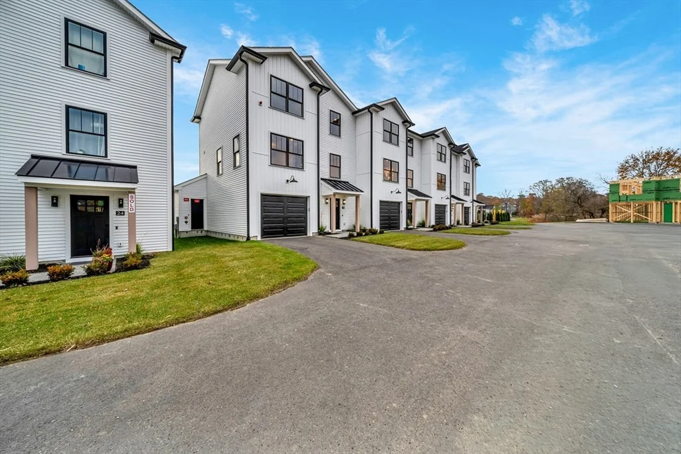 Unit for sale at 4 Birch Brook Landing, Lynn, MA 01905