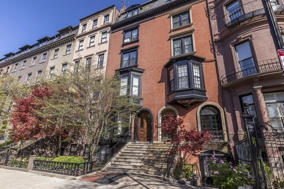 Unit for sale at 194 Beacon St, Boston, MA 02116
