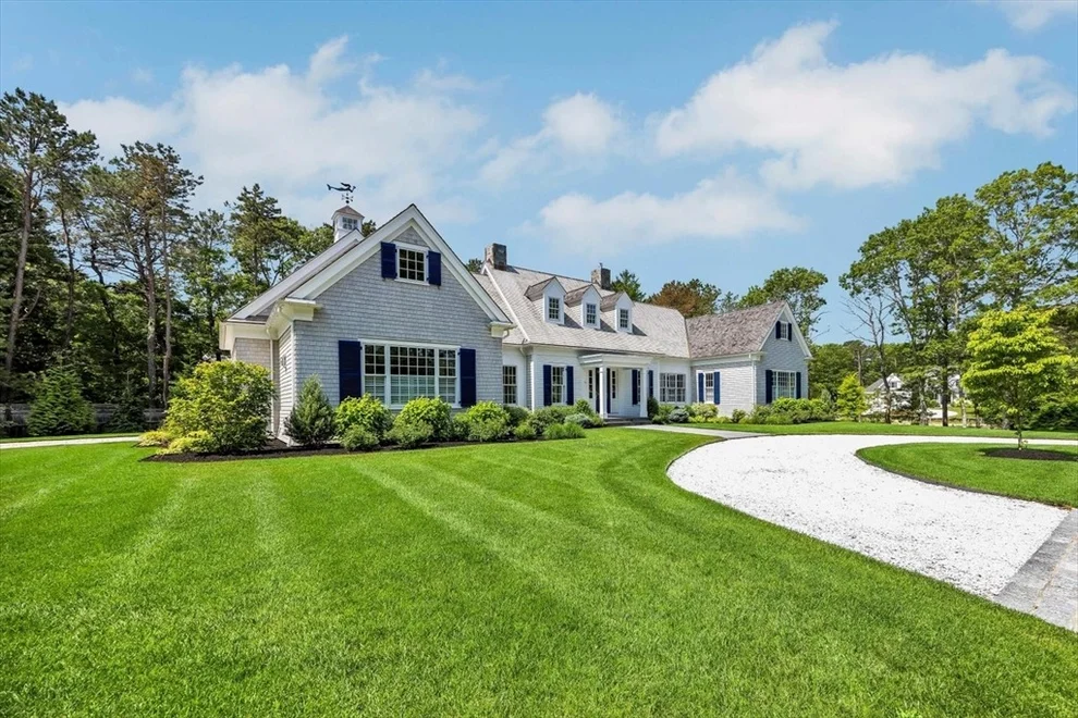 Unit for sale at 10 Herring Gull Rd, Mashpee, MA 02649