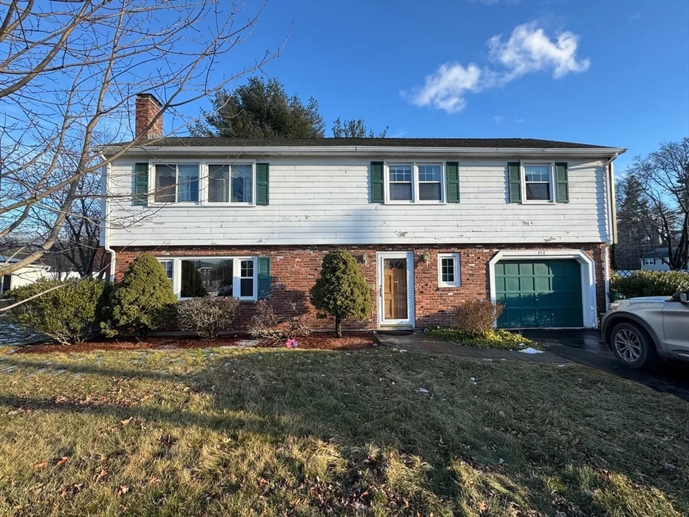 Unit for sale at 454 Lexington St, Woburn, MA 01801