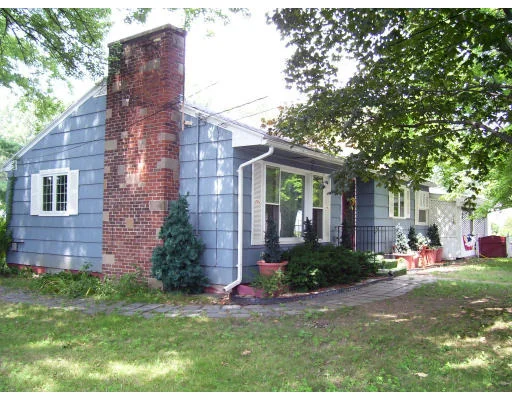 Unit for sale at 20 Woodstock St, Springfield, MA 01104
