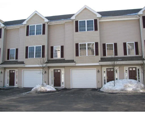 Unit for sale at 140 Stedman St, Chelmsford, MA 01824