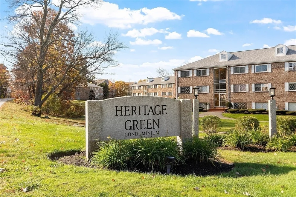 Unit for sale at 23 Fernview Ave, North Andover, MA 01845