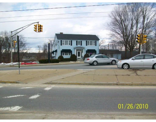 Unit for sale at 913-915 Pawtucket St, Lowell, MA 01851