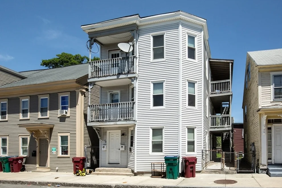 Unit for sale at 46 Cork St, Lowell, MA 01854