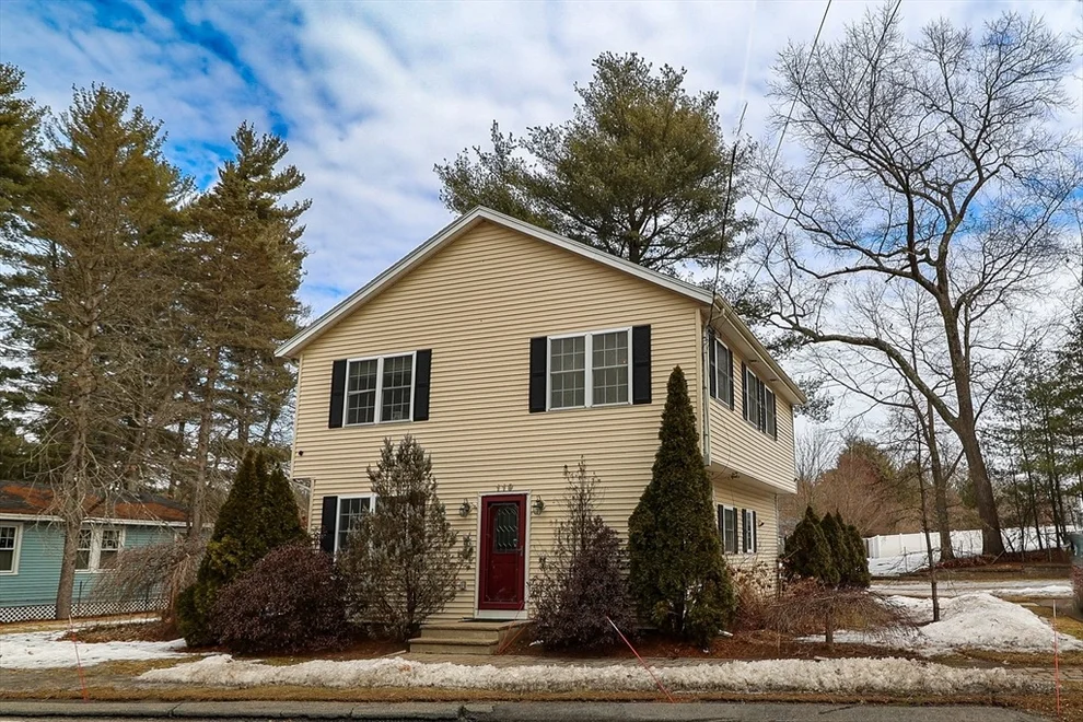 Unit for sale at 119 Nichols St, Wilmington, MA 01887