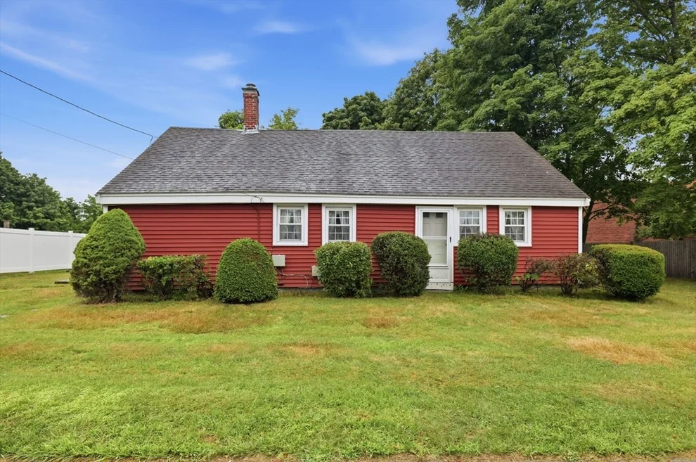 Unit for sale at 68 Chestnut St., Franklin, MA 02038