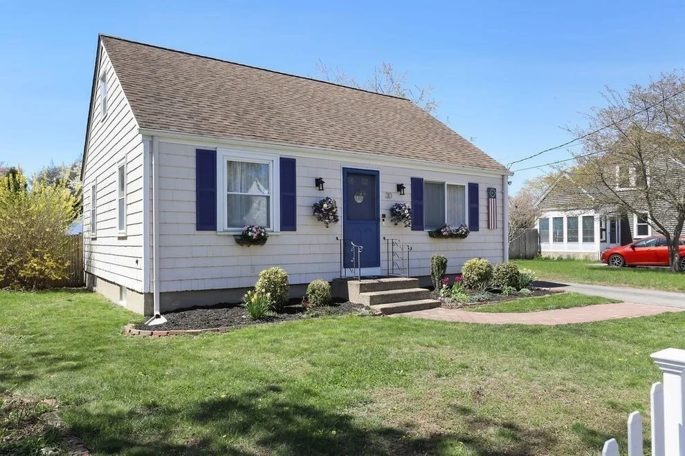 Unit for sale at 30 Haig Ave, Seekonk, MA 02771