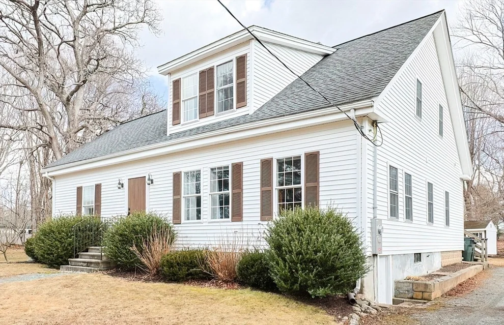 Unit for sale at 365 Lincoln Street, Franklin, MA 02038