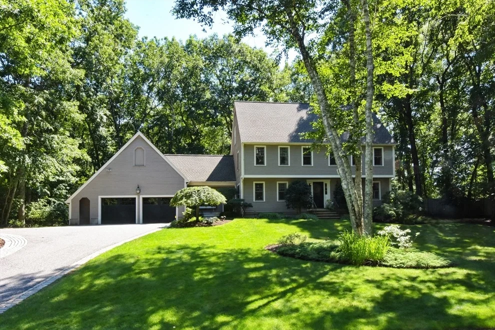 Unit for sale at 21 Foxwood Cove, Holliston, MA 01746