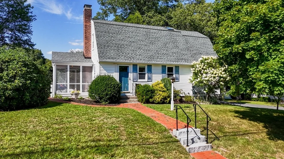 Unit for sale at 86 Orange Street, Reading, MA 01867
