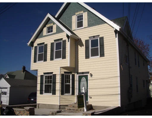 Unit for sale at 5 Charles Street, Wakefield, MA 01880